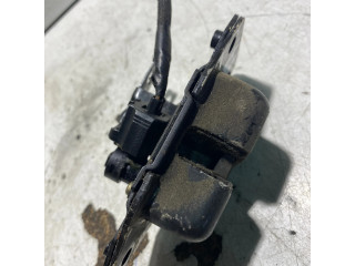 Замок багажника     Jeep Cherokee 