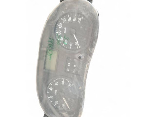 Панель приборов    Dacia Logan I       