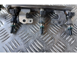 Vstřikovací lišta Nissan Note (E11)