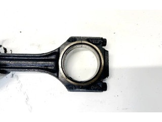  Поршень с шатуном    Volkswagen PASSAT B4  