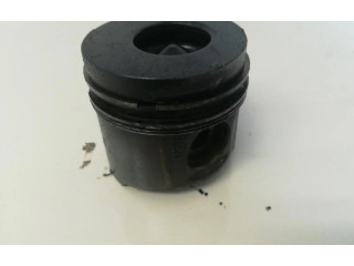 Píst Renault Megane II