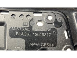 Другая деталь салона