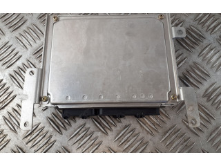 Блок управления двигателя 4D0907551M   Audi A8 S8 D2 4D