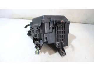 Блок предохранителей     Peugeot 2008 I    