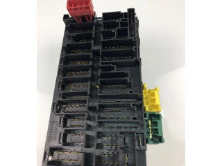 Pojistková skříňka 357937039 Volkswagen Caddy 2000