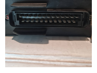 Řídící jednotka 0280800104, 811906264 Audi 80 90 B3 1988