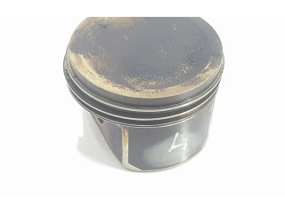 Píst 06B107065N Audi TT Mk1 pro benzínový motor 1.8