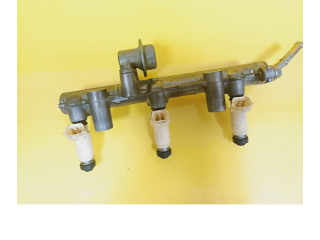 Топливная рампа    Daihatsu Cuore  