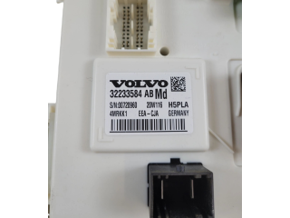 Блок предохранителей 32233584 Volvo XC90