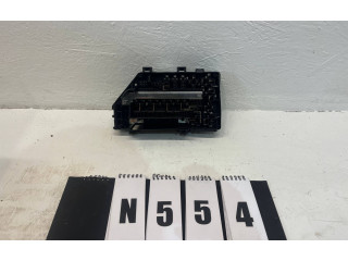 Блок предохранителей 32331868 Volvo XC40