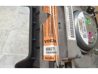Подушка безопасности водителя 8686271   Volvo V70
