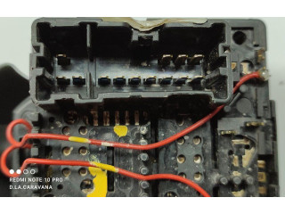 Ручка стеклоочистителей 681727472R Dacia Dokker