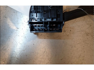 Ручка стеклоочистителей 7700832722   Renault Twingo I