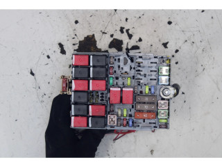 Pojistková skříňka Jeep Compass 2017