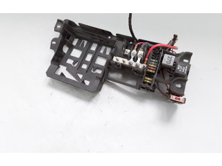   Pojistková skříňka 4E0971845   Audi A8 S8 D3 4E 2006