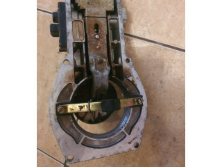 Топливная рампа 0438121011, 026133353   Audi 80 90 S2 B4  