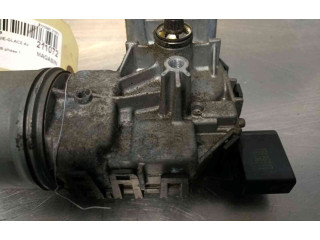 Моторчик дворников 95513457    Opel Combo C