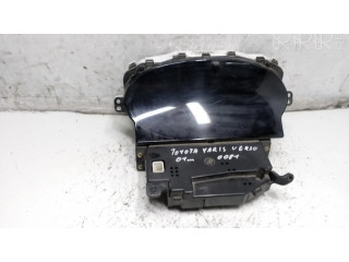 Přístrojová deska Toyota Yaris Verso 2000 8380052510, 4573000420