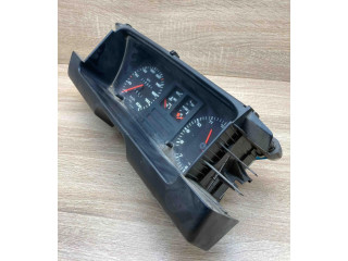 Přístrojová deska  Audi 80 90 B2 1978 81117434, 88471066  