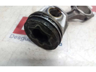  Поршень с шатуном    Audi A3 S3 8P  