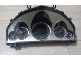 Přístrojová deska Mercedes-Benz E C207 W207 2009 A2129000001, A2C53356266