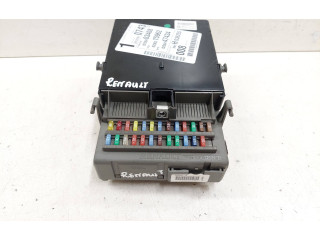   Pojistková skříňka 8200315962, 8200447434   Renault Espace -  Grand espace IV 2005