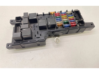 Блок предохранителей 8678449, 518788104 Volvo S80