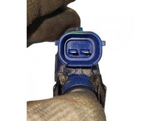 Vstřikovač 353102B000   KIA Venga    G4FA 