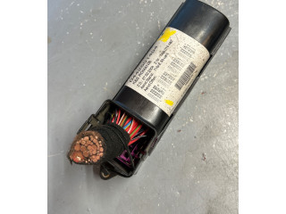 Блок предохранителей 1T1970099, 244250140 Audi A6 S6 C5 4B