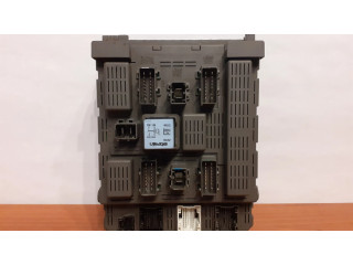 Блок предохранителей 4394, 9648723680 Peugeot 607