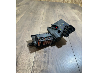 Pojistková skříňka 2115461141, 211546 Mercedes-Benz CLS C219 2005