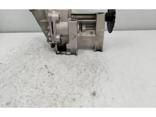 Масляный насос   8200307174  Renault Scenic II -  Grand scenic II 