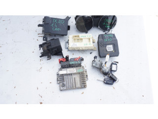 Комплект блоков управления 2A400, 39130   Hyundai ix20