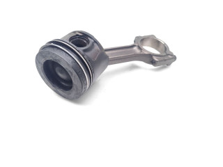 Píst K9K636, 306D3 Nissan Juke I F15 K9K636