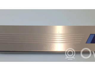 Отделка переднего порога кузова