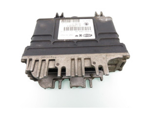 Блок управления двигателя IAW1AVS0, 032906030M   Skoda Felicia I