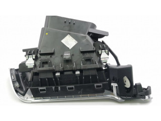 Боковая воздушная решётка