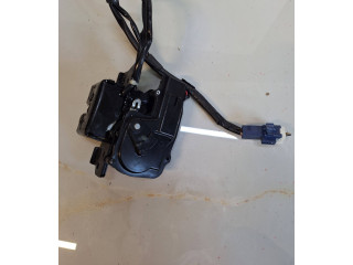 Zámek zadních dveří Toyota Prius (XW30) 2013