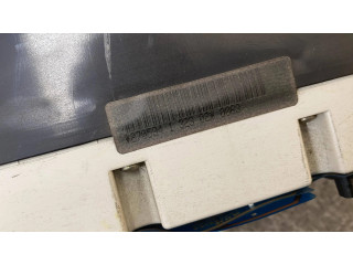 Přístrojová deska Volvo 460 1993 46662702, 270594132302