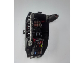 Блок предохранителей  6G9T14A067CA   Volvo V70    