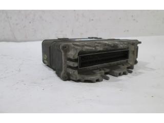 Řídící jednotka 032906030M   Volkswagen Golf III 1996