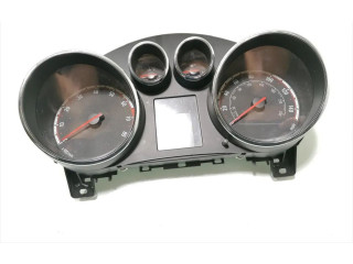 Панель приборов 13349519   Opel Meriva B       