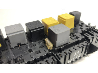 Pojistková skříňka 2469060093 Mercedes-Benz A W176 2013