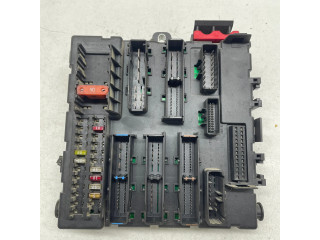 Блок предохранителей 519045017, 00022529 Vauxhall Vectra C