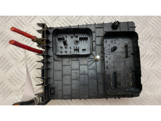   Pojistková skříňka 1K0937124K   Audi A3 S3 A3 Sportback 8P 2004