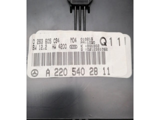 Přístrojová deska Mercedes-Benz S W220 2000 A2205402811