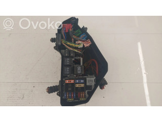 Pojistková skříňka 7L0937559, 4E0907282A Audi Q7 4L 2010