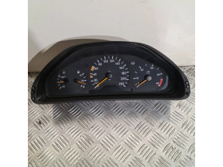 Přístrojová deska Mercedes-Benz E W210 2000 2105401248