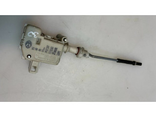 Электрический замок крышки