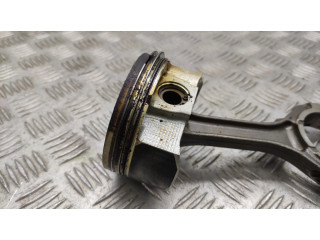 Поршень с шатуном Nissan 370Z для бензинового двигателя 3.7